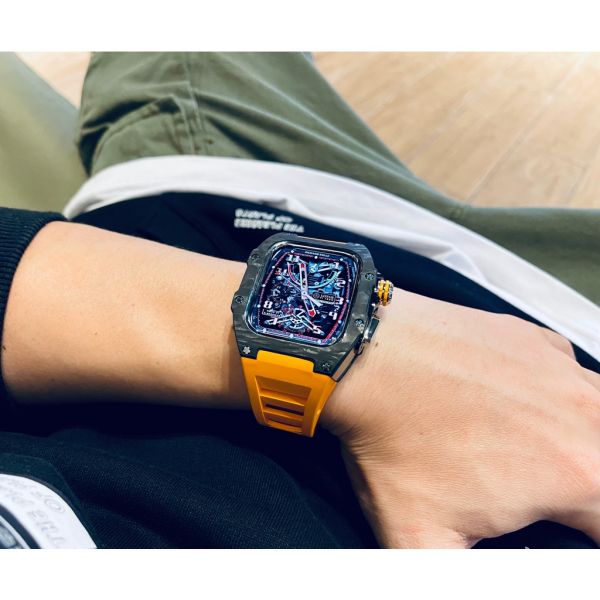 Apple Watch RSC-Carbon 44mm、45mm 黑色碳纖維銀框手錶殼(橘色錶冠雙環+橘色橡膠錶帶) Apple Watch手錶殼,Apple Watch不鏽鋼殼,Apple Watch保護殼,Apple Watch鋁合金殼,Apple Watch碳纖維殼,Apple Watch錶帶