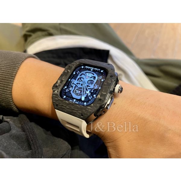 Apple Watch RSC-Carbon Ultra 49mm 黑銀碳纖維手錶殼(白色錶冠環+白色橡膠錶帶) Apple Watch手錶殼,Apple Watch不鏽鋼殼,Apple Watch保護殼,Apple Watch鋁合金殼,Apple Watch碳纖維殼,Apple Watch透明錶殼,Apple Watch錶帶