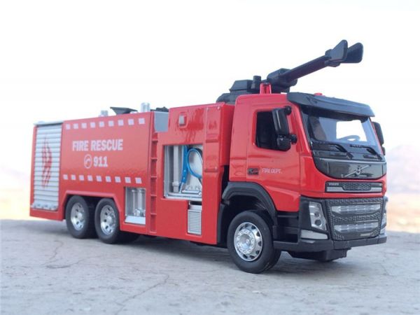 彩珀 VOLVO 正版授權 消防車 噴水車 模型 