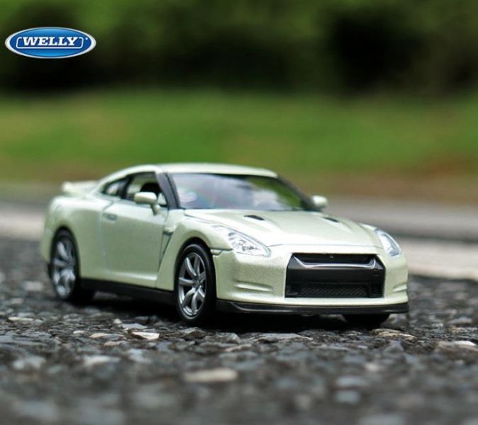Welly 威利NISSAN GTR 東瀛戰神GT-R 