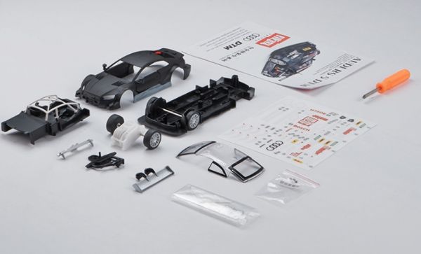 1/32 組裝式 奧迪 RS5  
