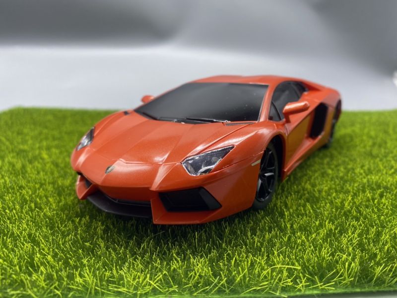 藍寶堅尼 大牛 LP700-4  1/24 遙控車 
