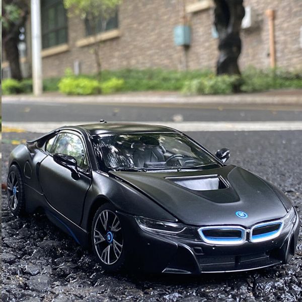 星輝 BMW I8 1/24 合金車 