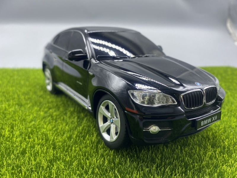 BMW X6 1/24 授權 遙控車 