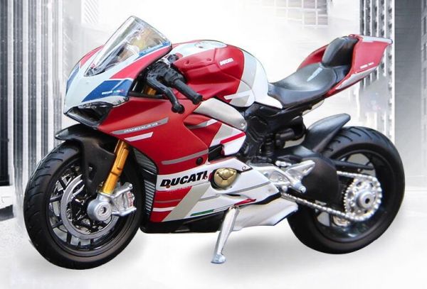杜卡迪 Panigale V4 S 1/18 尺寸 