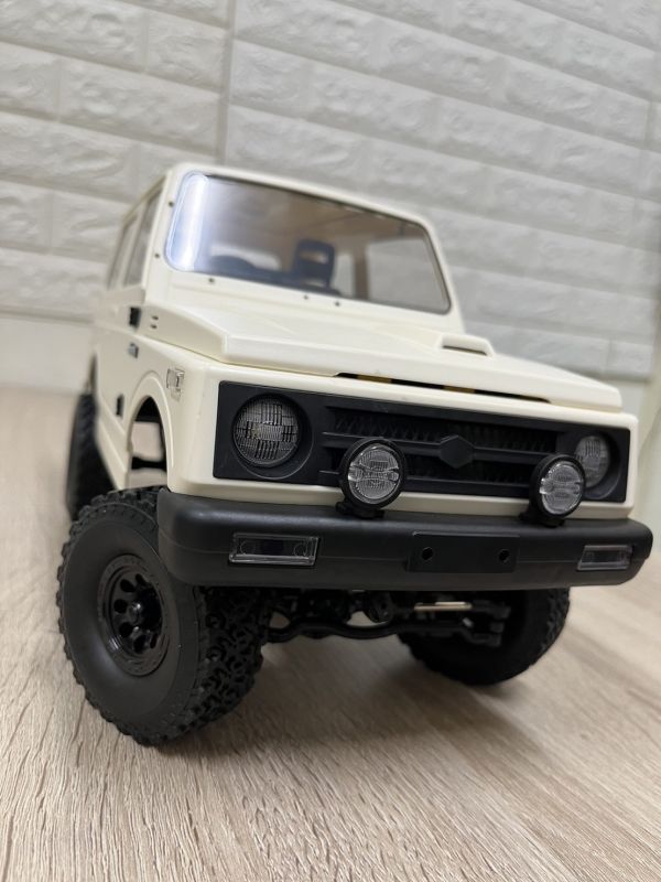 1:10 授權 Jimny 吉姆尼 越野車 