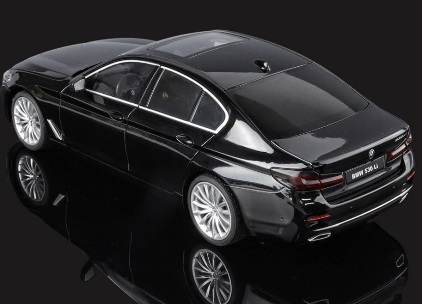 1/18 BMW 530i G30 5系列 520I 1:18 