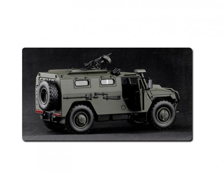 1:32 俄羅斯 虎式裝甲車 1/32 合金車 