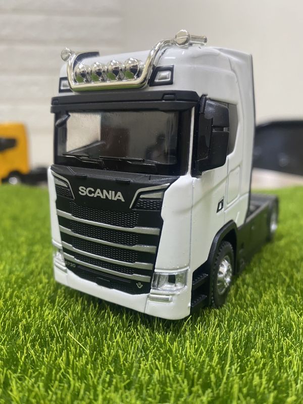 1:36 Scania 斯坎尼亞 合金車頭 