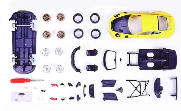 組裝 DIY 美馳圖 Maisto 1:24 保時捷 911GT2RS 