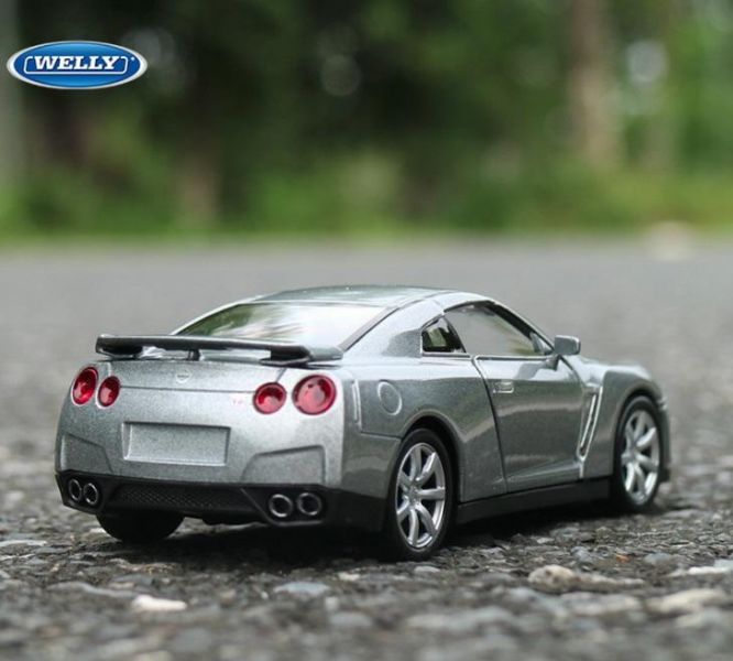 Welly 威利NISSAN GTR 東瀛戰神GT-R 