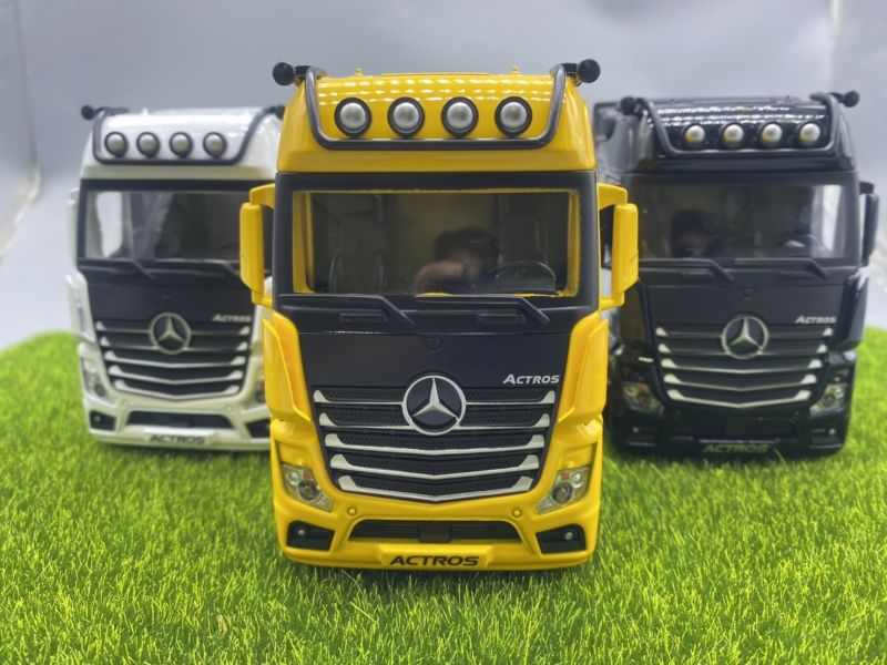 1/24 賓士 卡車車頭 合金模型 