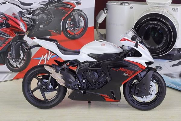 1/12 MV 奧古斯塔 F3 RR 