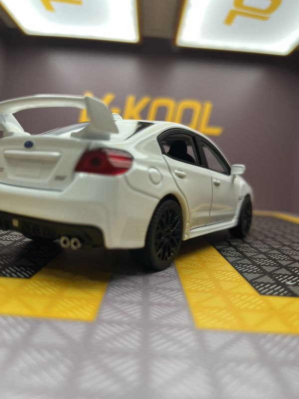 1/30 SUBARU 硬皮鯊 WRX 