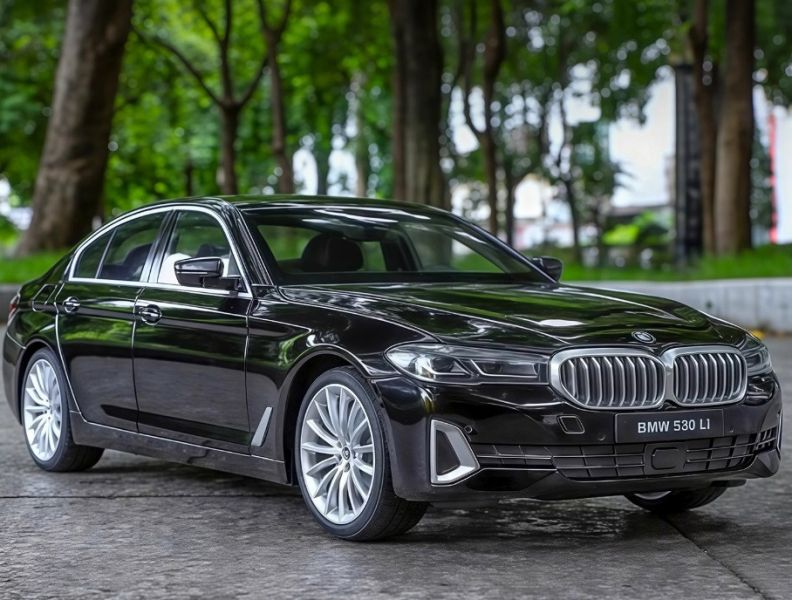 1/18 BMW 530i G30 5系列 520I 1:18 