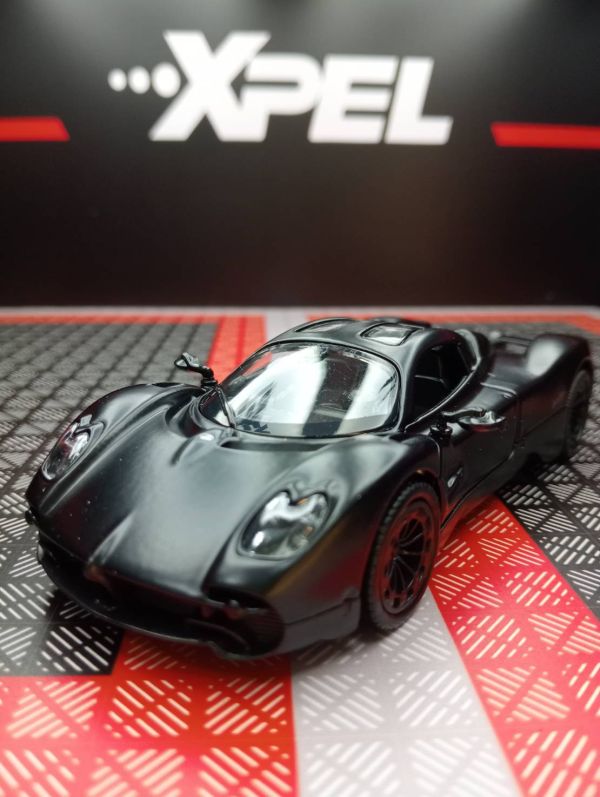 1/36 帕加尼 烏托邦 Pagani Utopia 1:36 