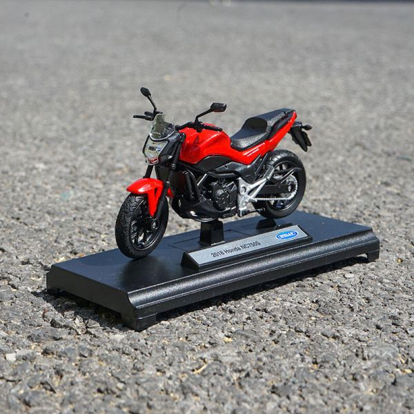 1:18 HONDA 本田 NC750S 