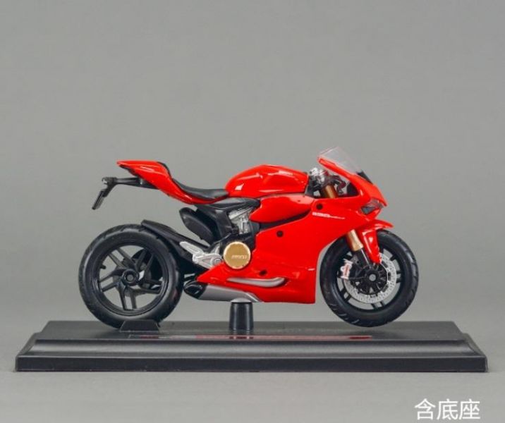 杜卡迪 DUCATI 1199 1/18 尺寸 