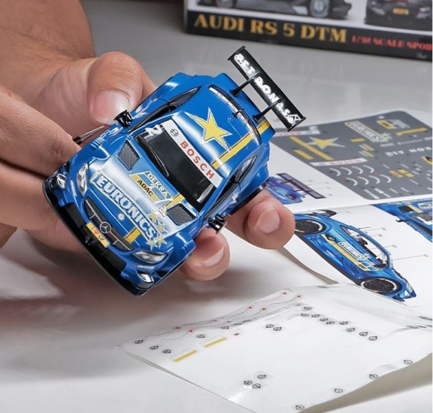 1/32 組裝式 賓士 C63 AMG 