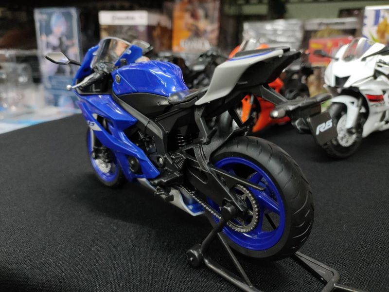 YAMAHA R6 重機模型 