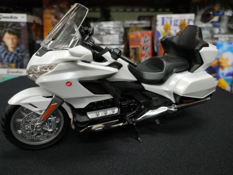 1/12 HONDA 本田 金翼 Gold Wing 