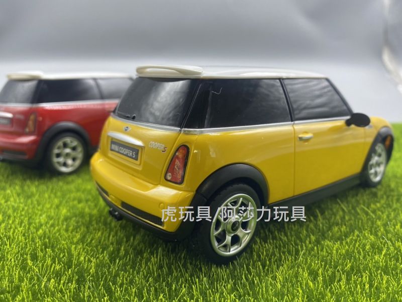 MINI Cooper 1/24 遙控車 