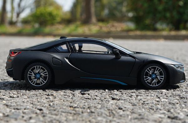 星輝 BMW I8 1/24 合金車 