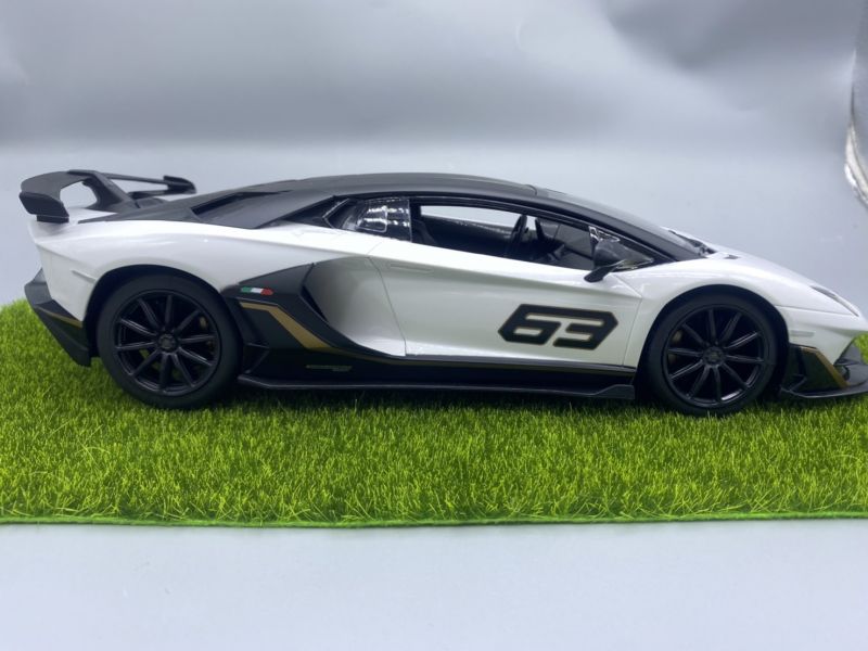 1:14 藍寶堅尼 大牛 SV SVJ 遙控車 