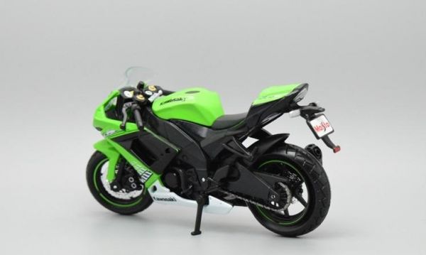 川崎 ZX-10R 1/18 尺寸 