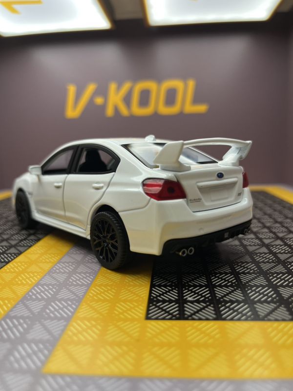 1/30 SUBARU 硬皮鯊 WRX 