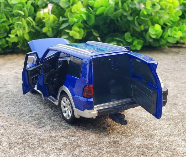 1:32 三菱 帕杰羅 Pajero 越野車 1/32 合金車 