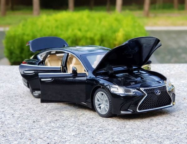 1/32 LEXUS LS500H 合金模型 合金車 1:32 