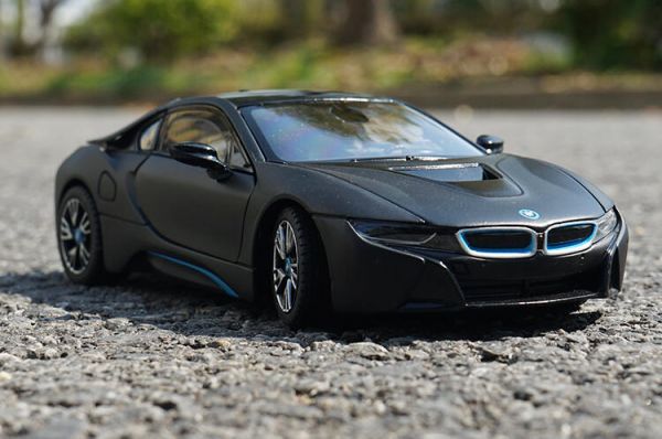 星輝 BMW I8 1/24 合金車 