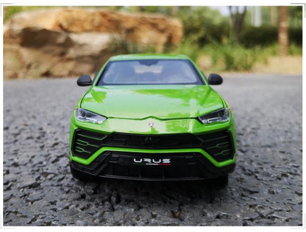 藍寶堅尼 URUS 1/24 合金車 wl24002 
