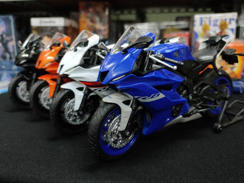YAMAHA R6 重機模型 
