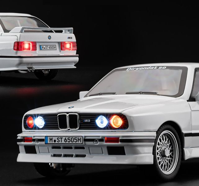 1/24 BMW E30 M3 仿真 寶馬 1:24 合金車 