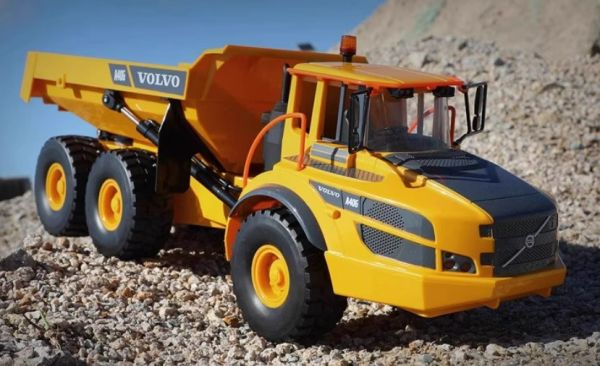 VOLVO 大型 絞接式砂石車 