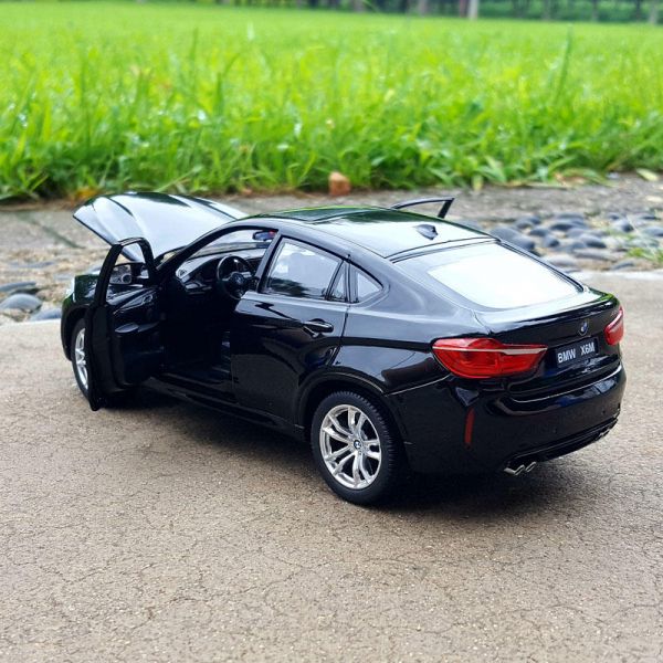 rastar BMW X6M 1/24 合金車 