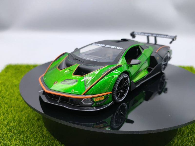 1/24 藍寶堅尼 SCV12 