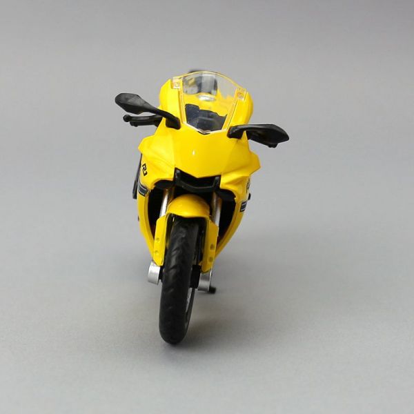 1/18 Yamaha R1 重機模型#38 