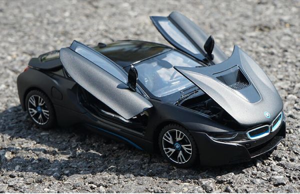 星輝 BMW I8 1/24 合金車 