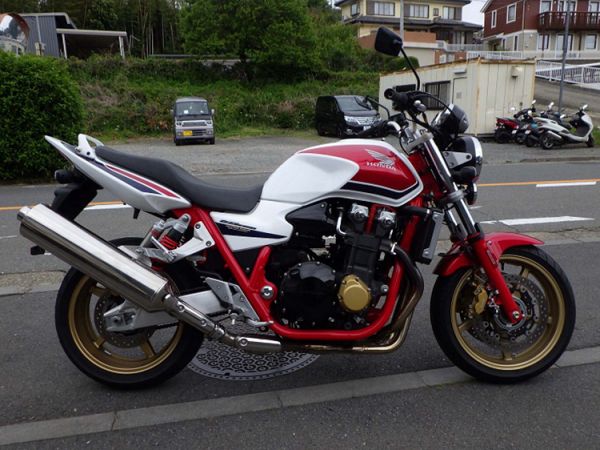 1/12 本田 CB1300SF 重機模型 