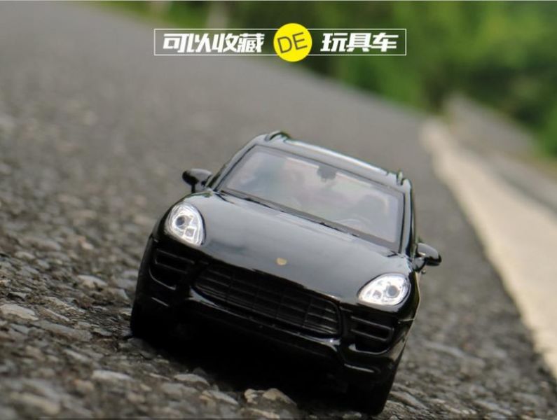 1:36 Welly 威利 保時捷 MACAN J01 