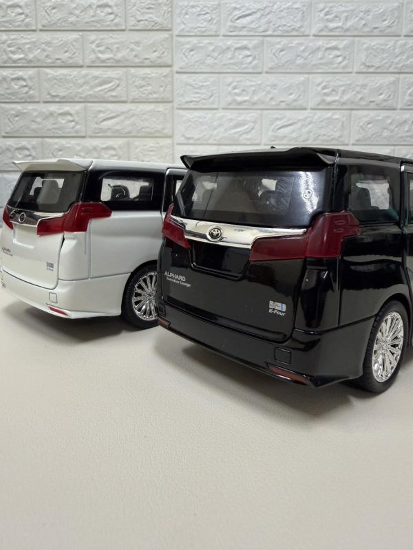 1:24 升級遙控款 阿法阿爾法 合金車 1/24 