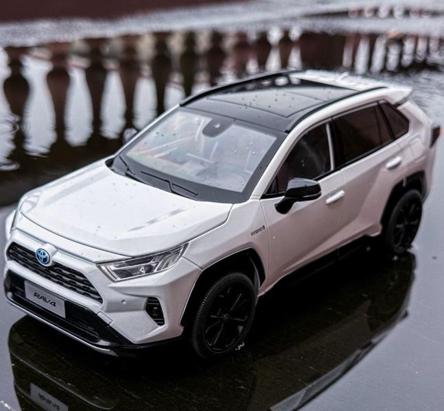 1:18 授權 TOYOTA RAV4 RAV-4 豐田 
