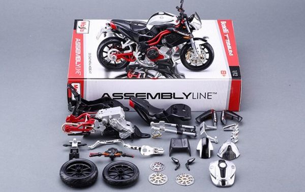 貝納利 TNT 組裝模型 