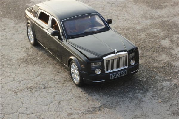 勞斯萊斯 幻影 Rolls-Royce 1/24 合金車 