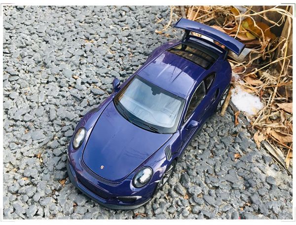 威利 保時捷 911 GT3 RS 1/24 合金車 