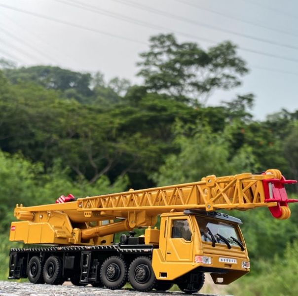 CDW 1:55 1/55 吊車 起重機 工程車 合金模型 