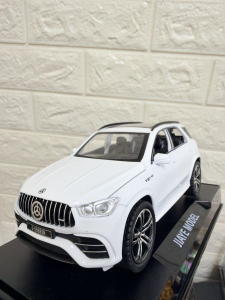 1/32 BENZ GLE63 AMG 合金車模型 